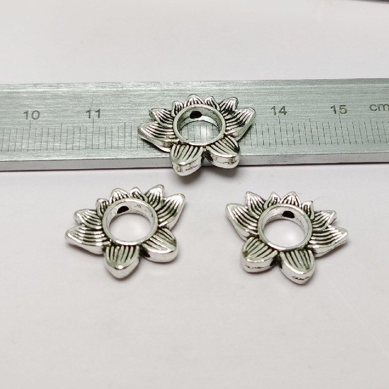 Charm hoa sen - KL068