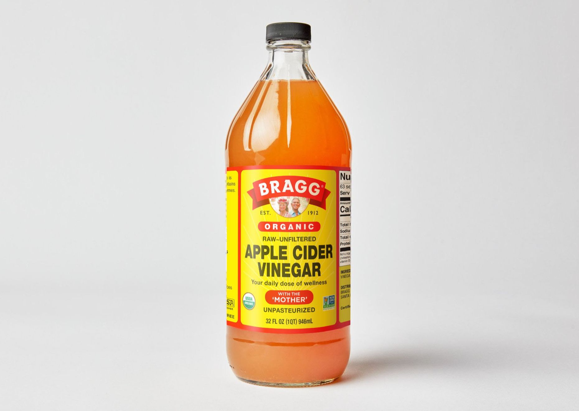 Giấm táo hữu cơ Bragg 473ml - Raw Apple Cider Vinegar - Ăn Kiêng - Giảm cân - Giảm Cholesterol - Ăn thực dưỡng - Organic Stores