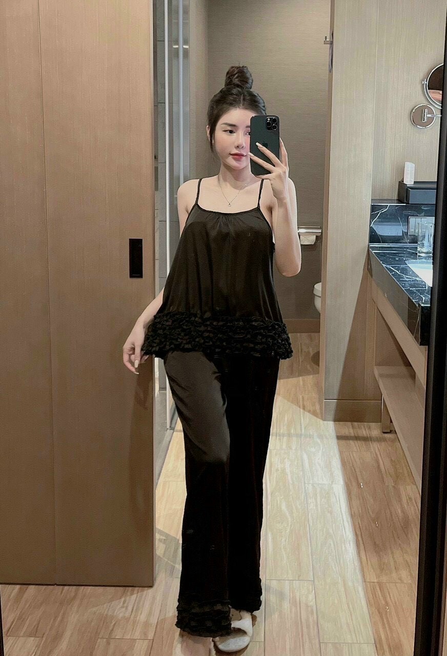 Sét đồ ngủ lụa satin cổ ren 3 lá tay ngắn quần daig đồ bộ lụa satin cao cấp