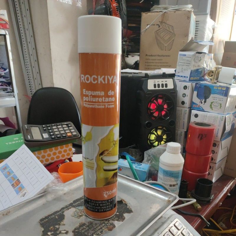 Keo bọt nở 750ml Malaisia, bình xịt bọt nở Rockiya (chính hãng)