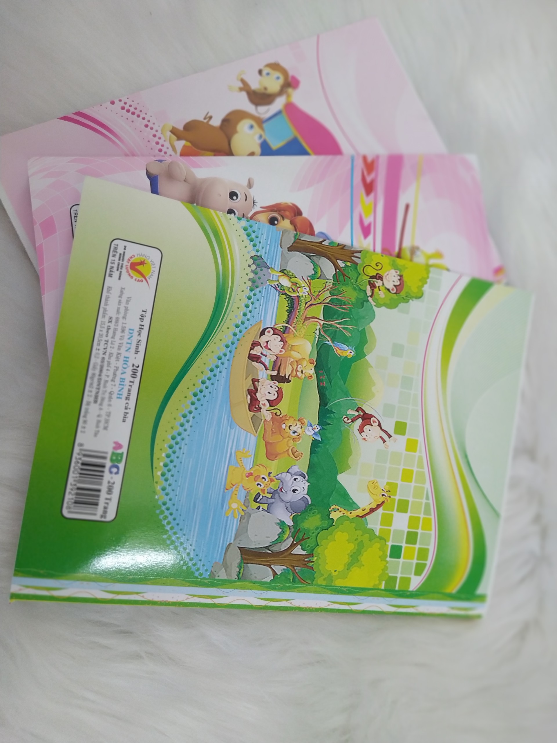 (HCM) Tập ABC Hòa Bình 200trang 4 ô ly ( định lượng 80 gsm )( Lốc 5 cuốn)