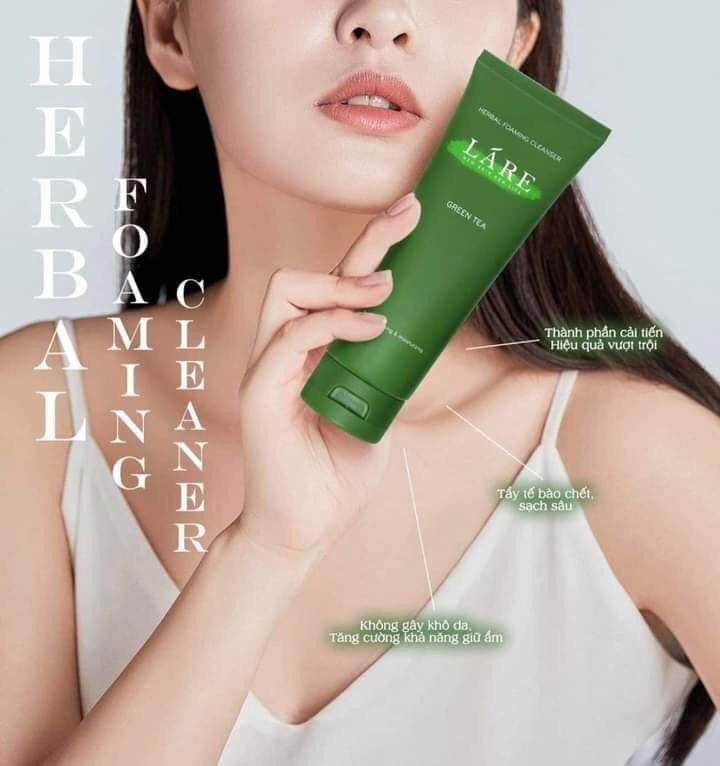 Sữa rửa mặt hữu cơ Lare 120ml