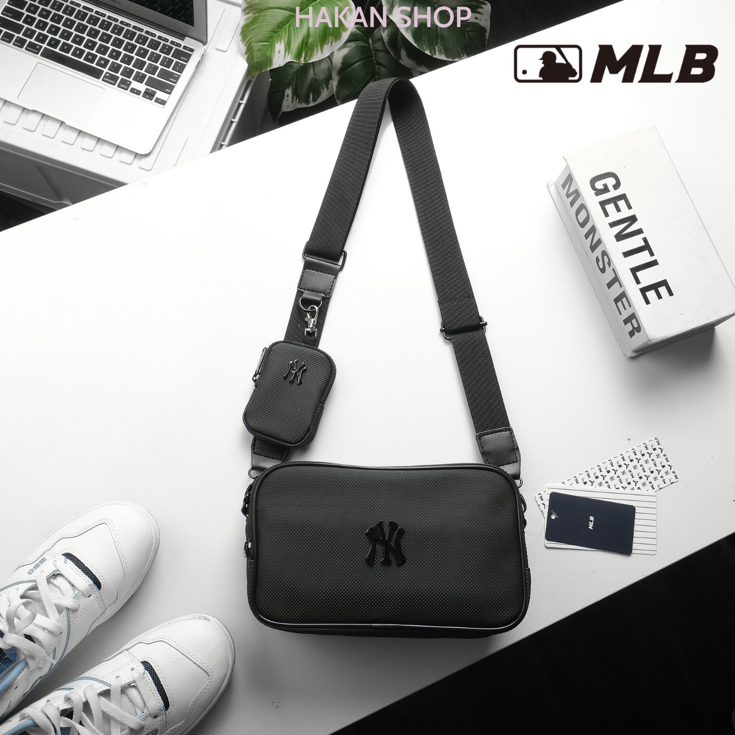 5 mẫu túi đeo chéo bao tử MLB Monogram chính hãng cá tính