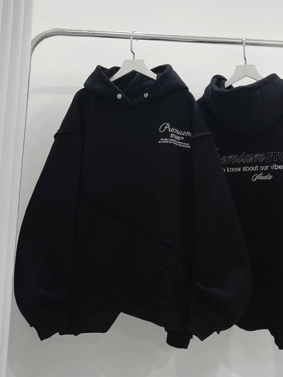 Áo khoác hoodie thêu chữ PREMIUM STUDIO màu đen vải nỉ lót bông form rộng unisex nam nữ