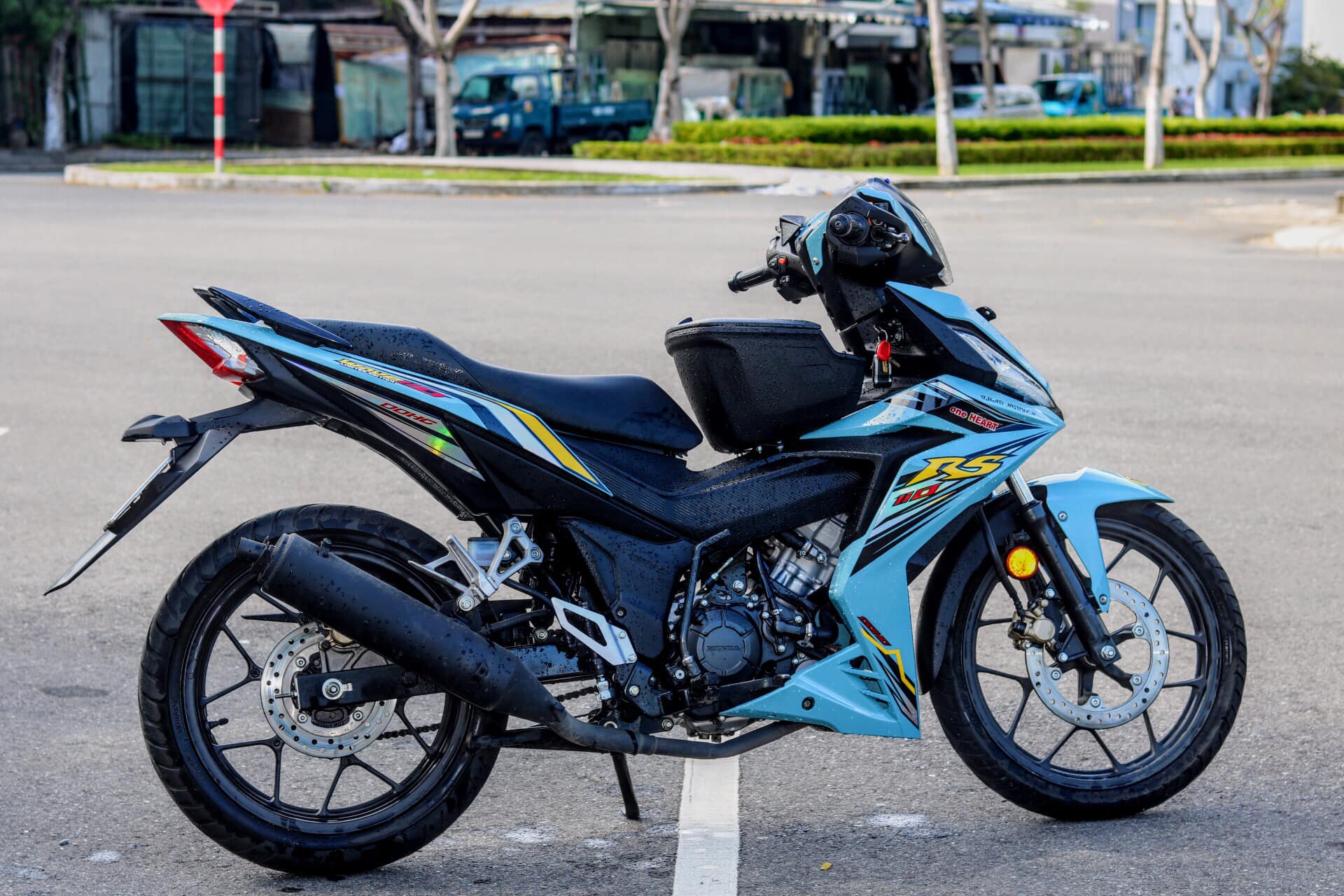 Tem rời dán xe winner v1 mẫu rs xanh đen cực đẹp, hàng 3 lớp chất lượng cao
