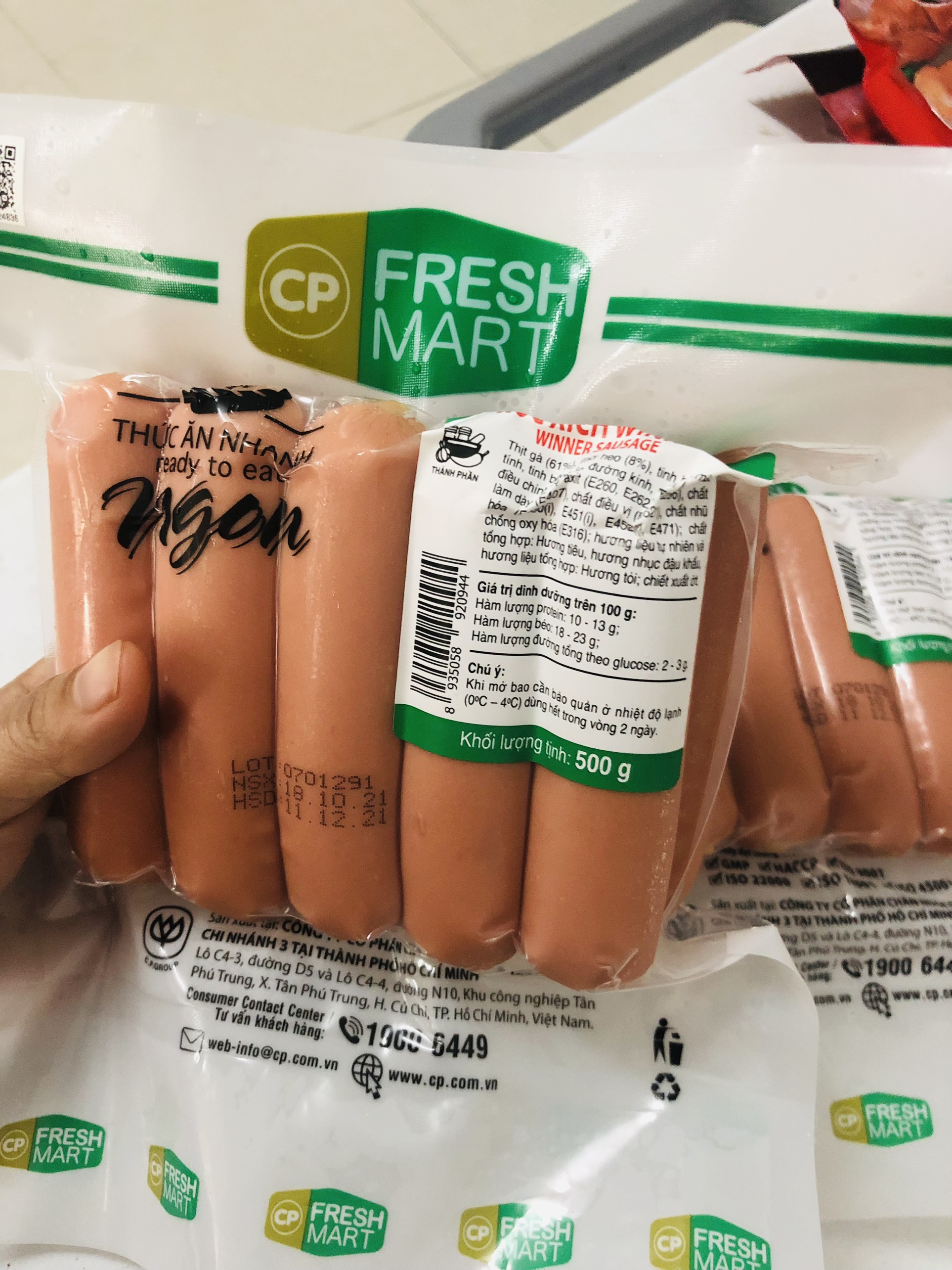 1kg  cây xúc xích đức WINNER