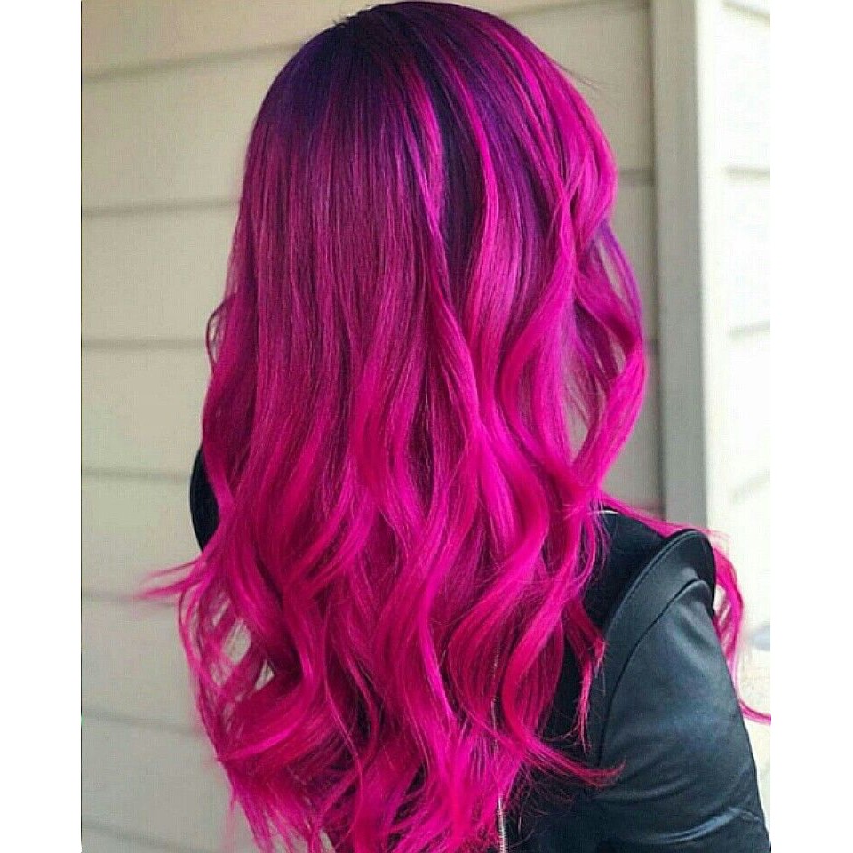 nhuộm tóc màu hồng cánh sen magenta