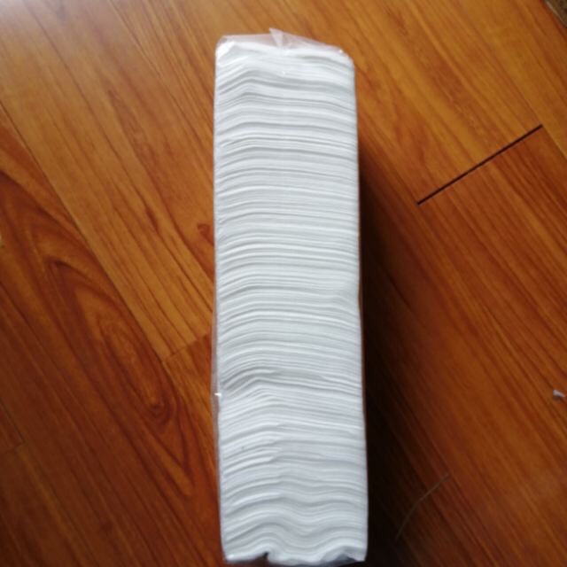 Khăn Cây Lau Mặt Spa loại 1 ( 200 tờ/cây)