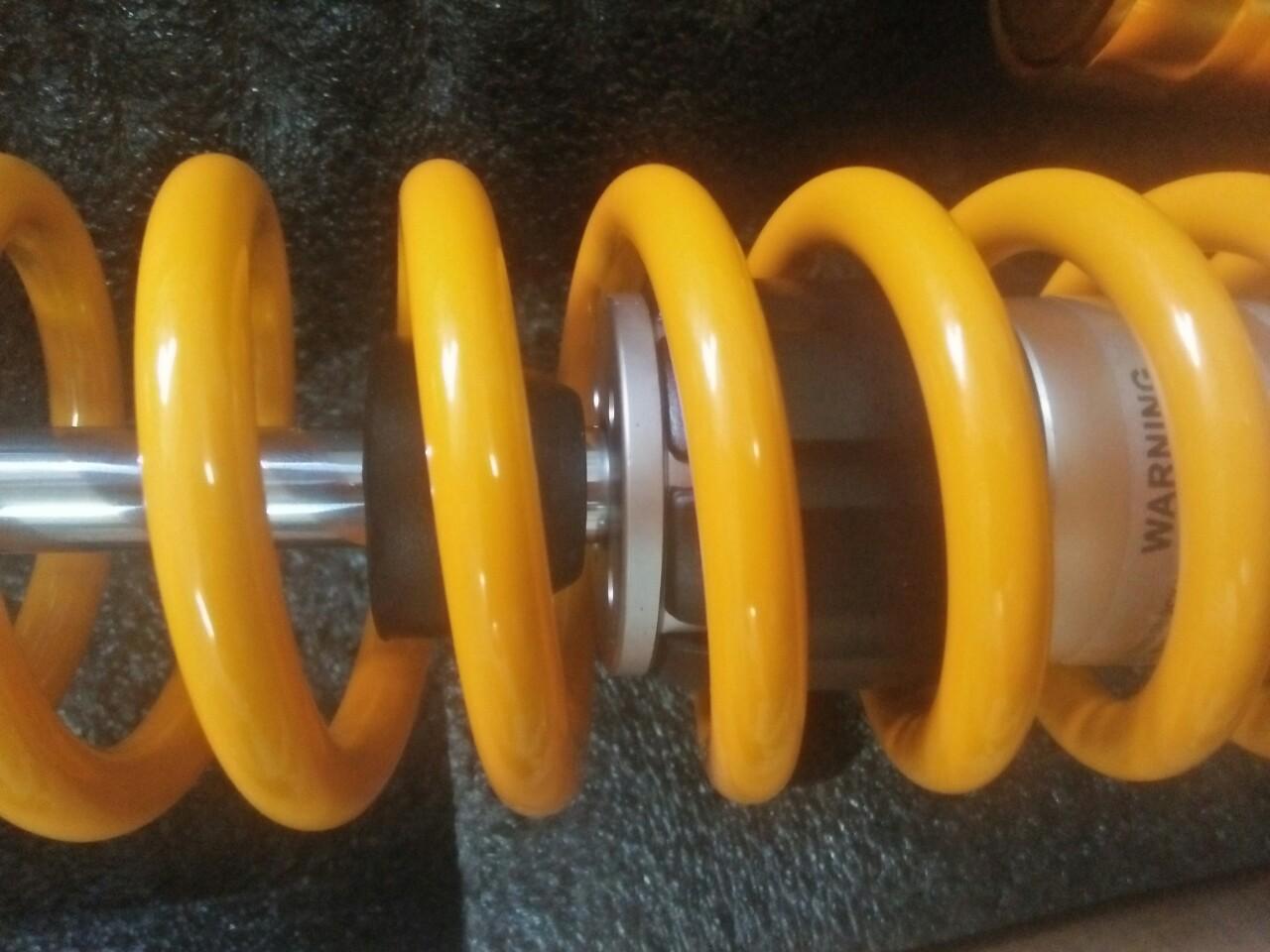 Phuộc Ohlins 1 cây cho click,Vario,Vision hàng nhập khẩu malaysia