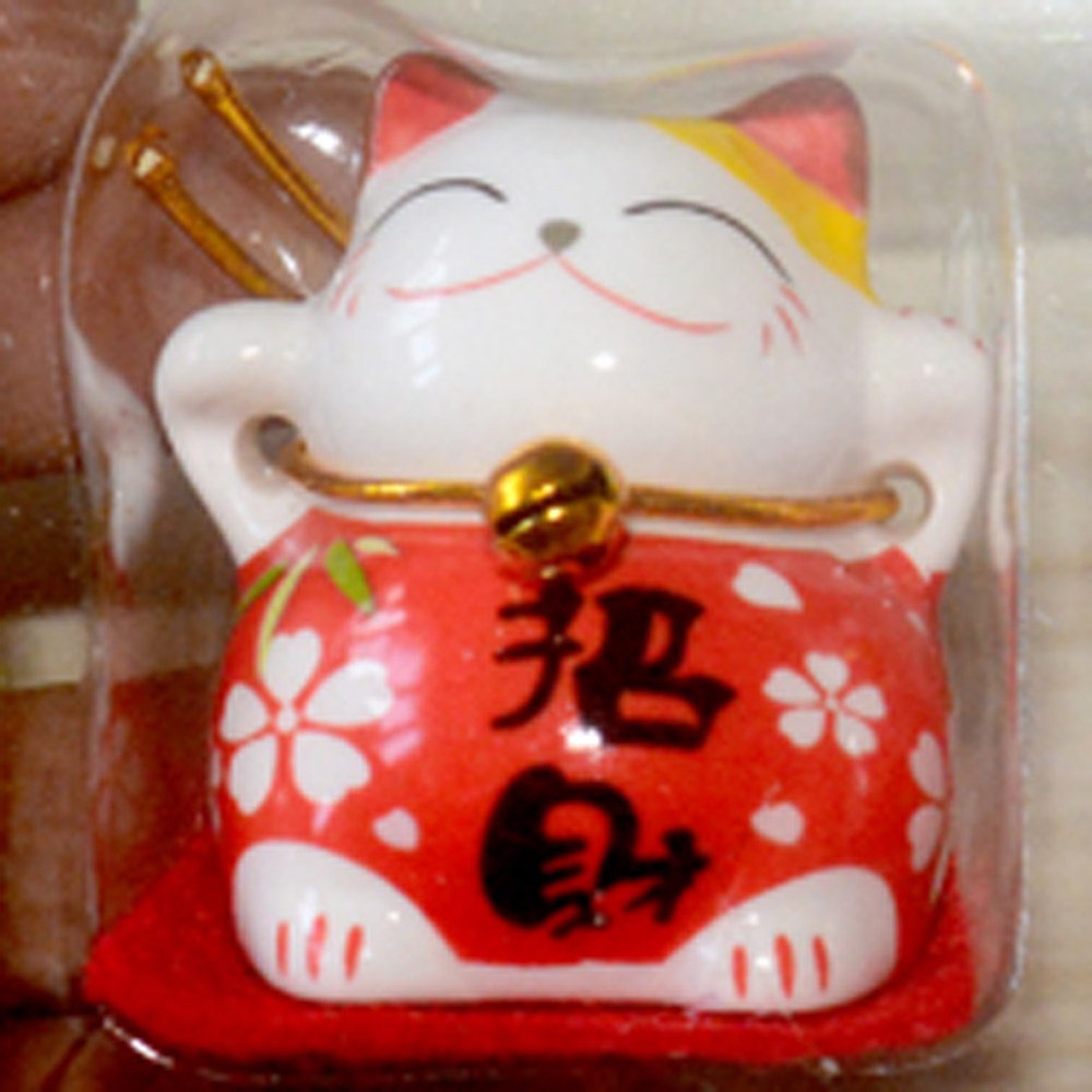 Một Tượng ngũ mèo Thần Tài may mắn bằng sứ