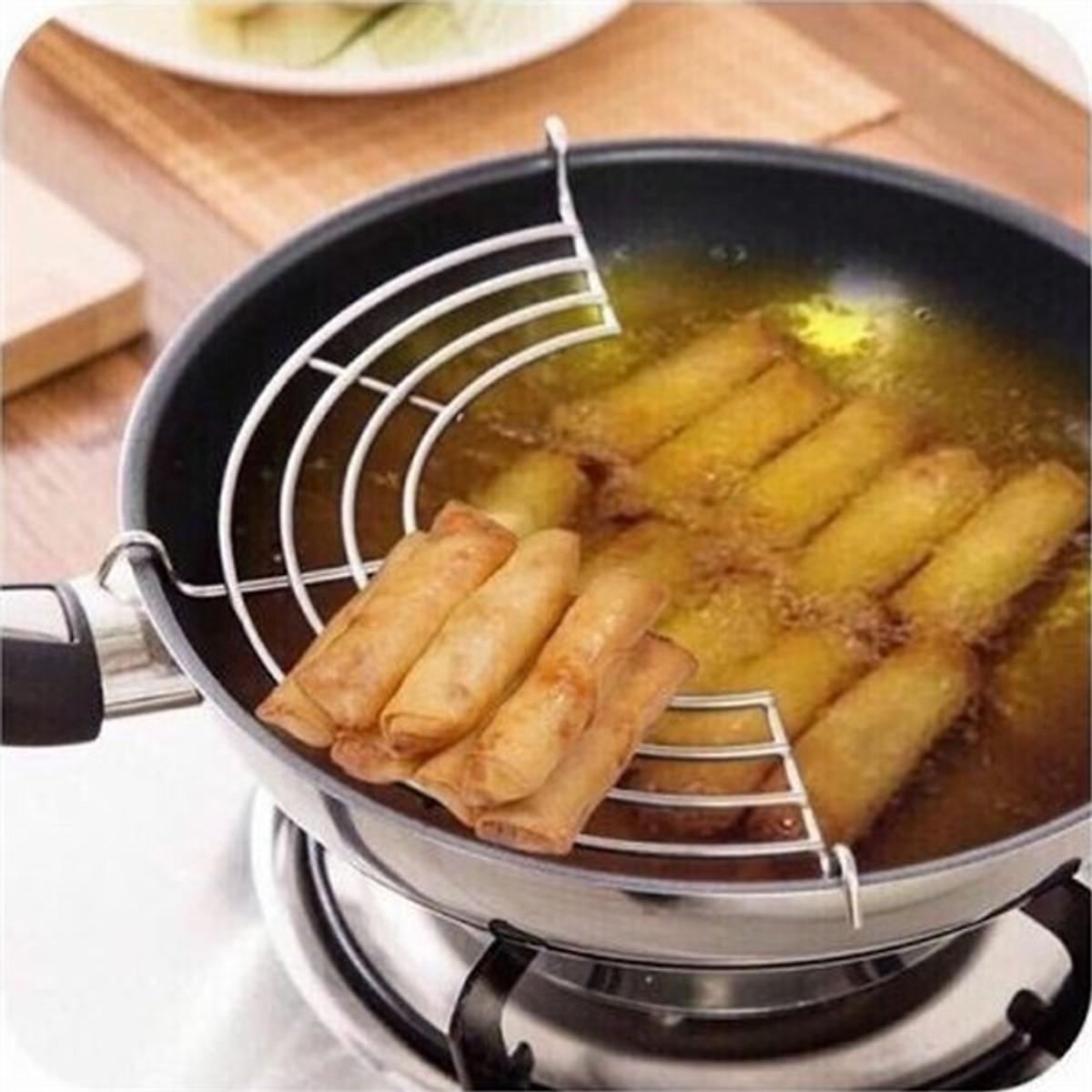 Vỉ gác chảo rán bằng inox cao cấp