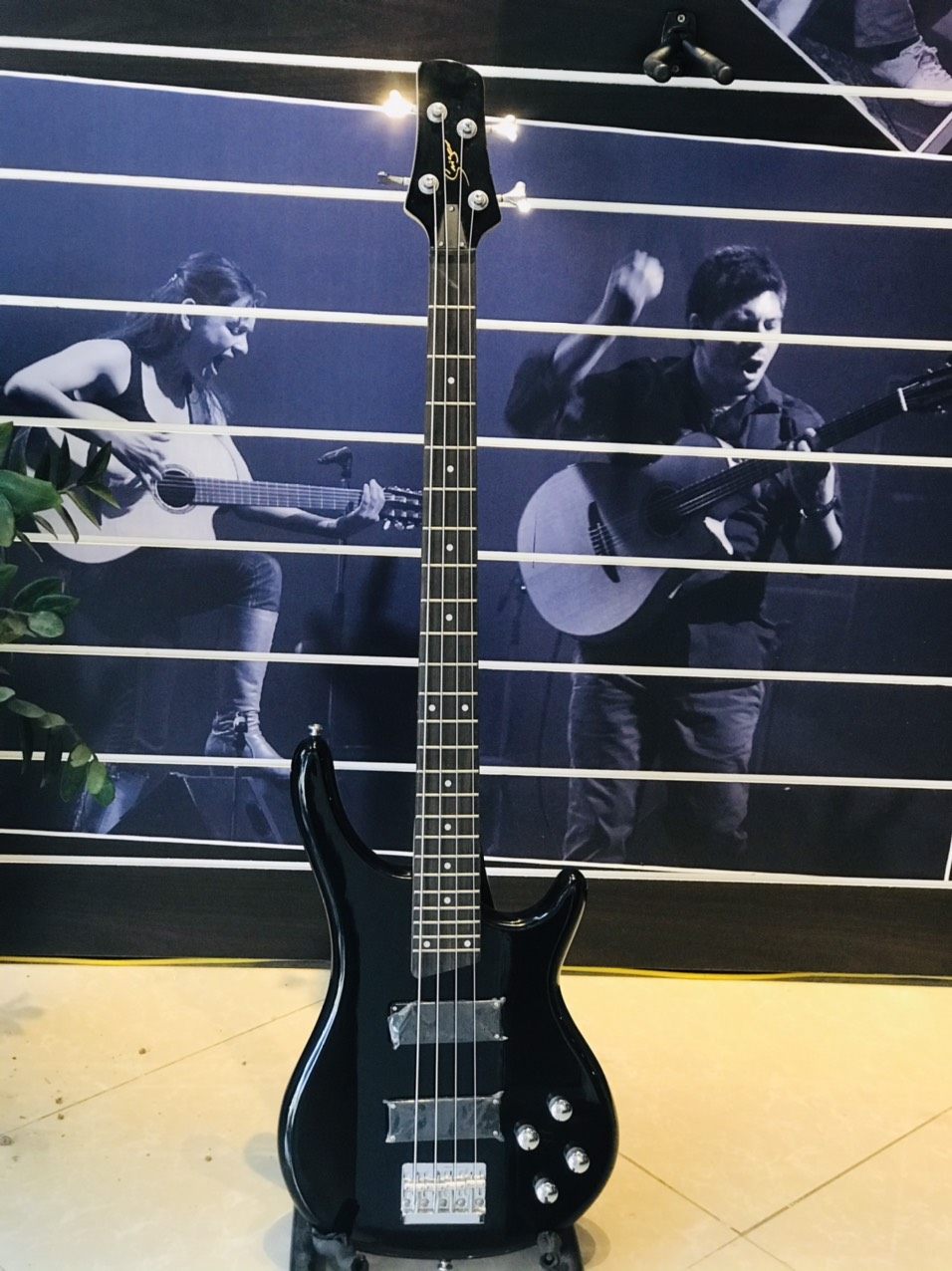Đàn guitar bass 4 dây chất lượng tốt