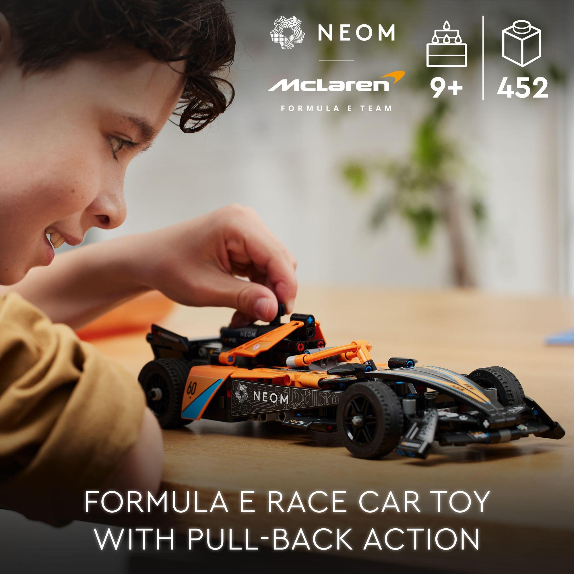 LEGO TECHNIC 42169 Đồ chơi lắp ráp Xe đua thể thao NEOM McLaren E (452 chi tiết)