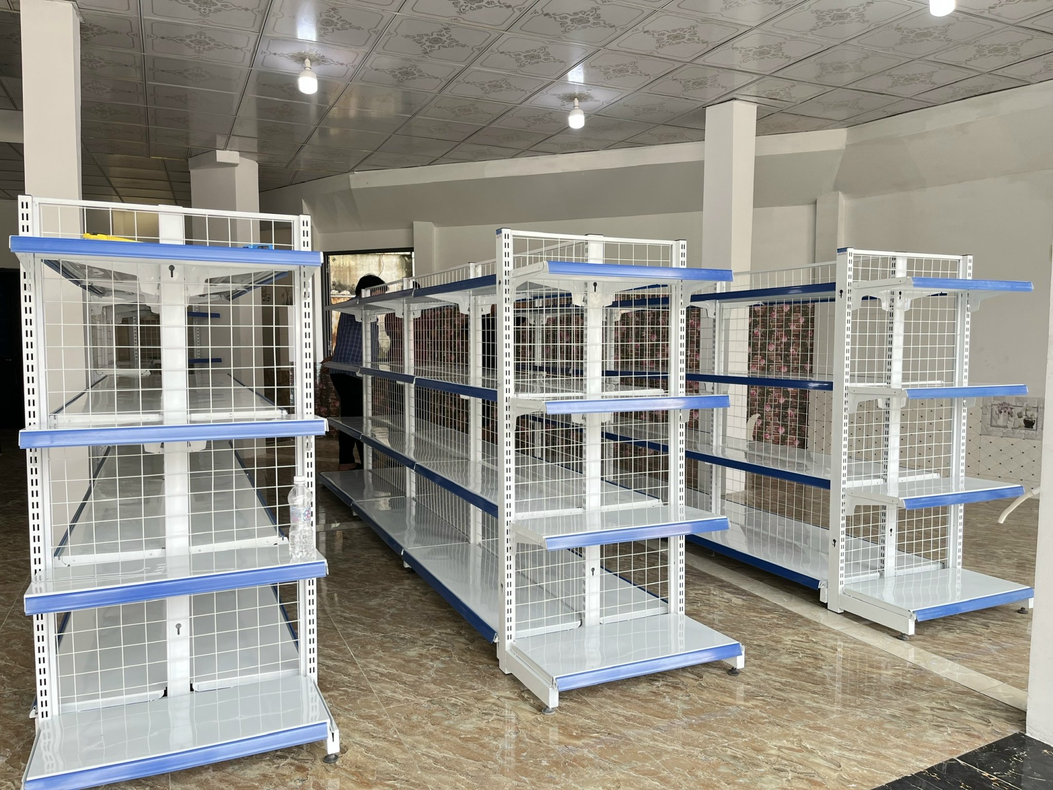 Kệ siêu thị đơn 4 tầng ( cao 1m5 x dài 1m2 x rộng 35cm) kệ siêu thị đa năng