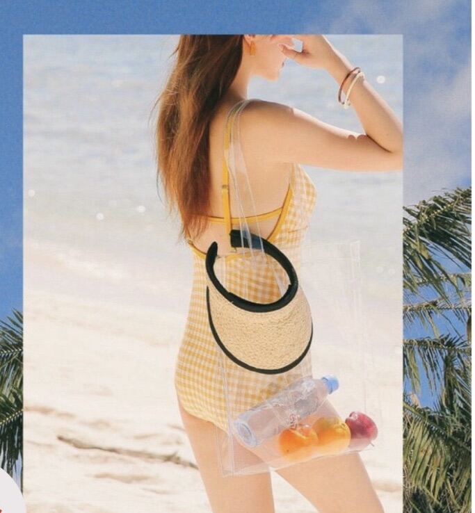 Bikini liền mảnh form basic style Hàn Quốc.