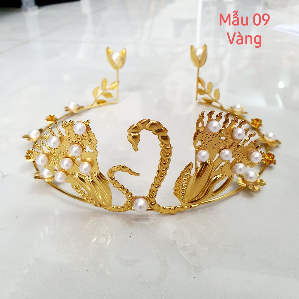 Vương miện trang trí bánh