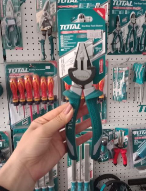 7" kìm điện total tht210706