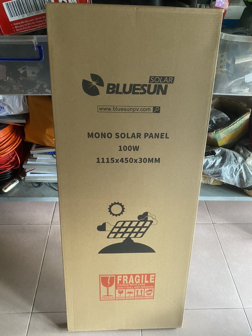 2 TẤM PIN NĂNG LƯỢNG MẶT TRỜI 100W ( 200W).
