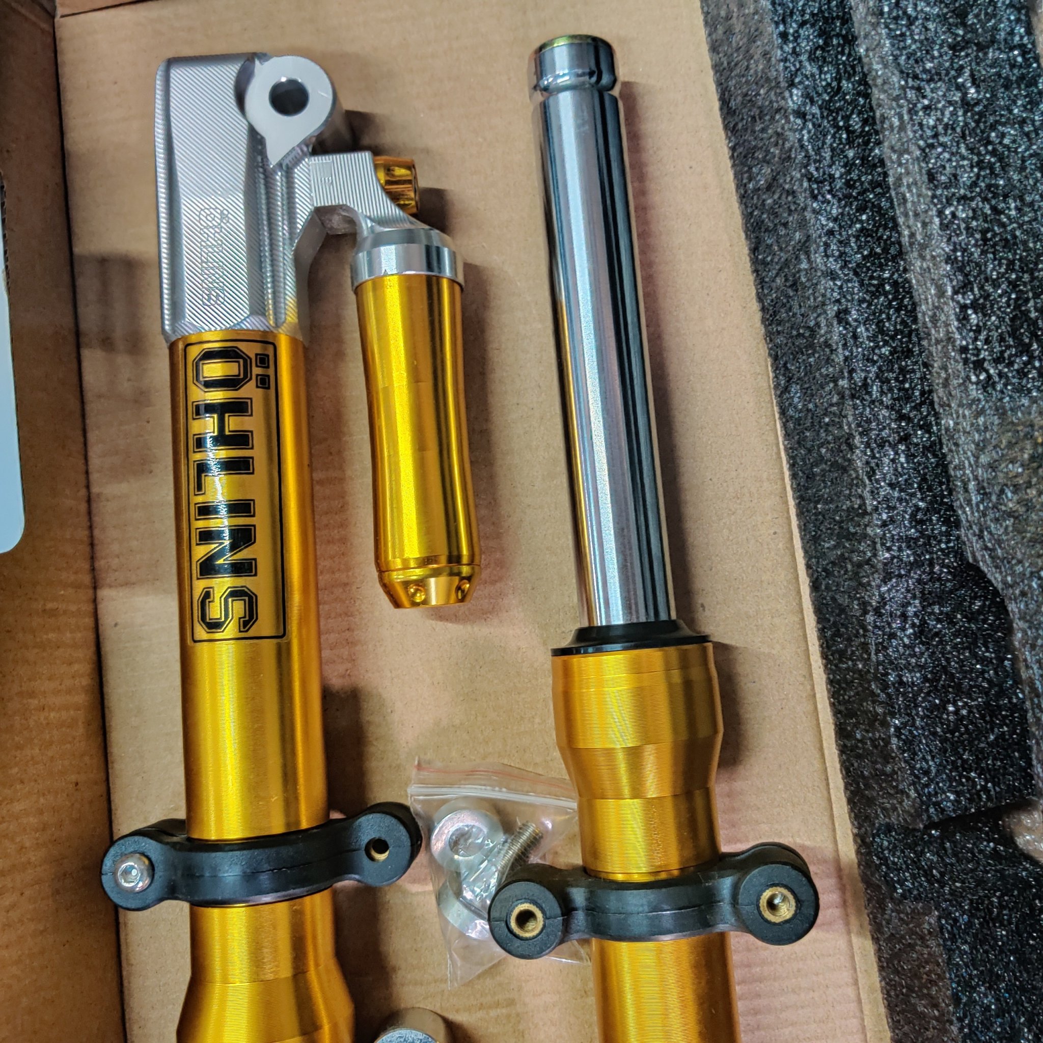 [HCM]phuộc Ohlins trước kiểu gắn ex135 ex150 winner