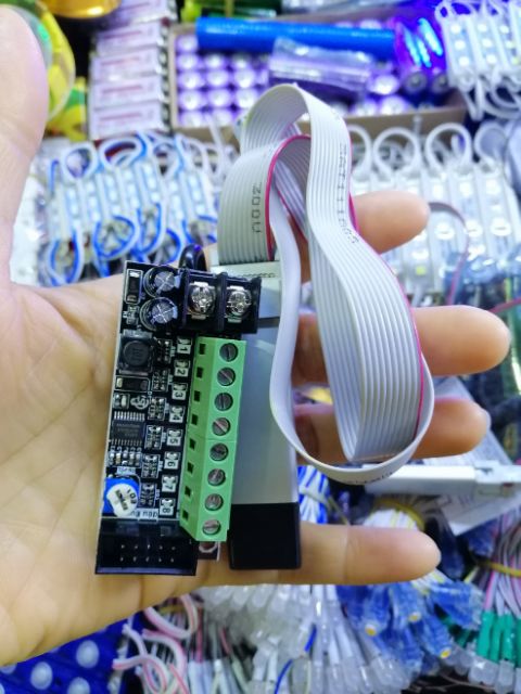 Mạch điều khiển led 8 cổng + dây nạp USB