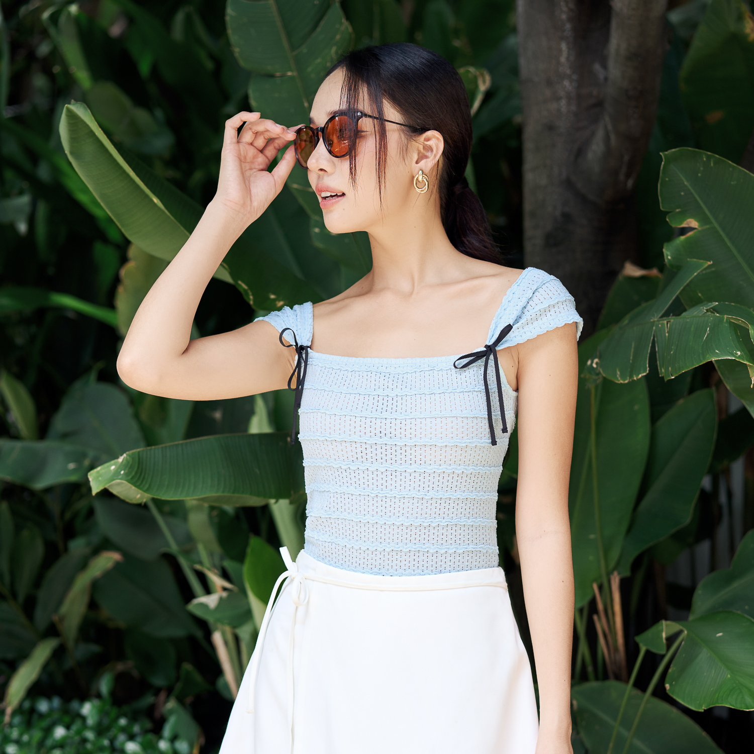 Áo ôm ren thun phối nơ ruy băng Maybi