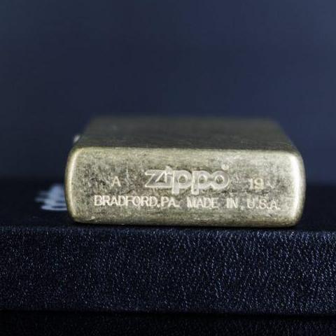 Zippo 29830 - Zippo Regular Herringbone Sweep Brass