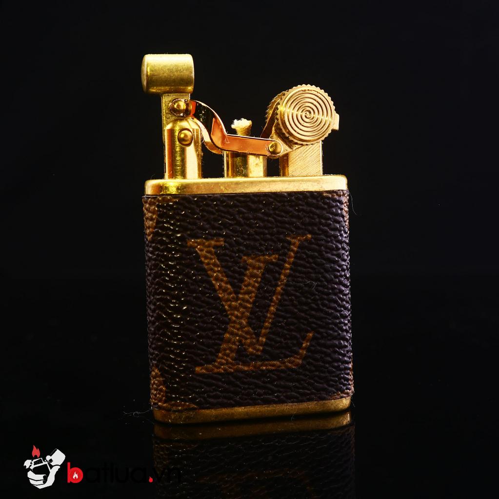Bật Lửa Xăng Đá Louis Vuitton