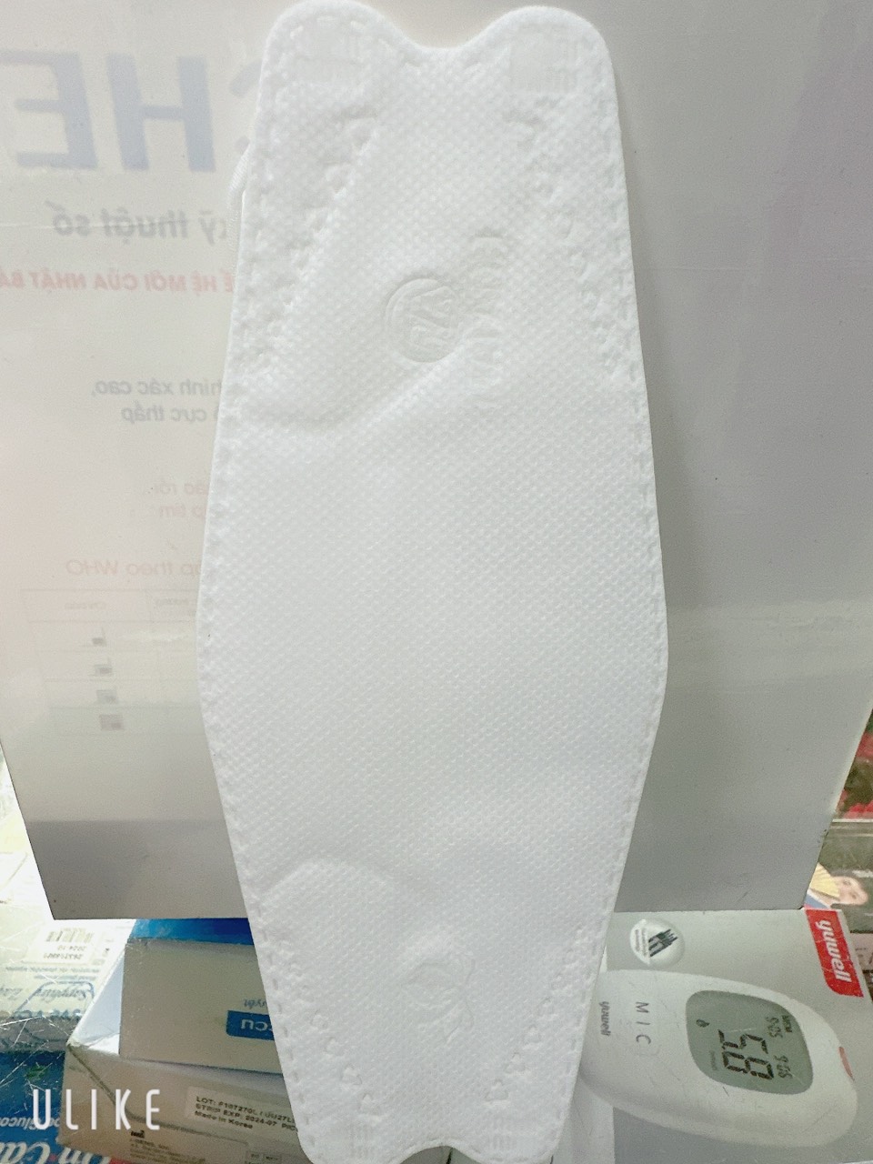 combo 1 thùng khẩu trang 300 cái kf94
