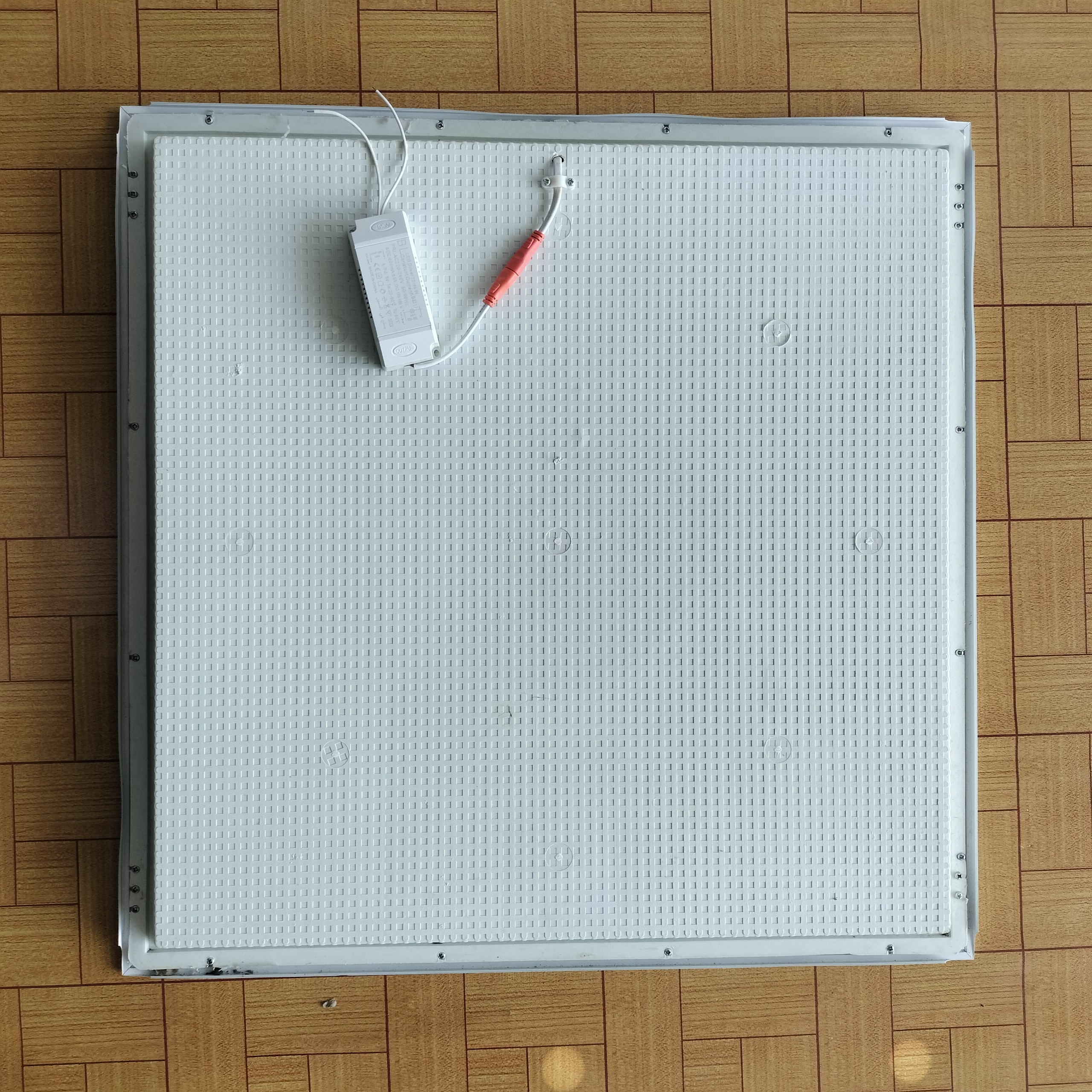 ĐÈN LED PANEL ốp trần 600*600 Công suất 60W-220v