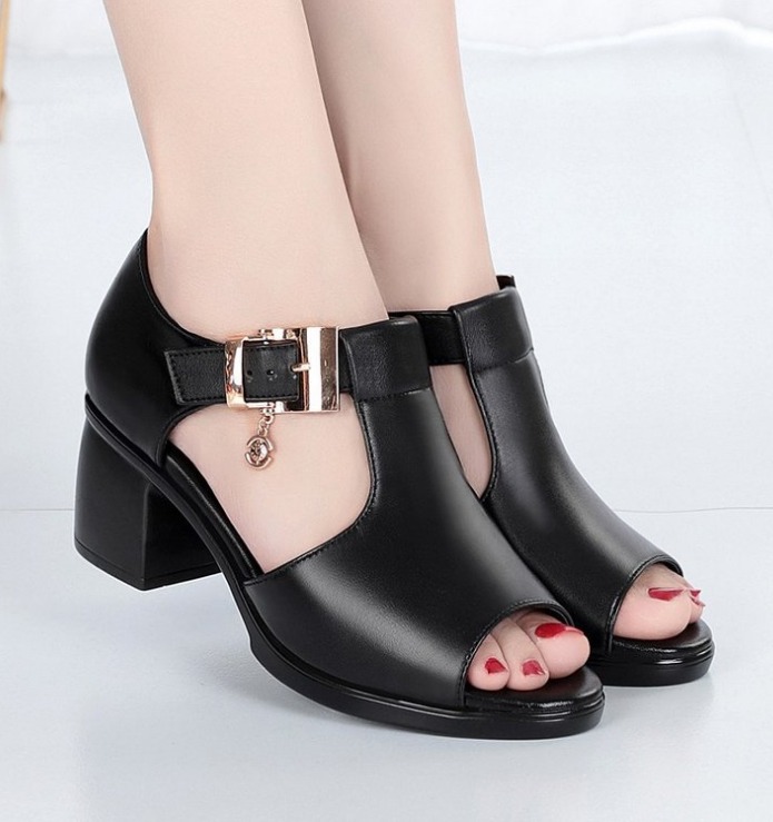 Giày sandal nữ Dép xăng đan nữ cao gót ( 5cm ) 0.115