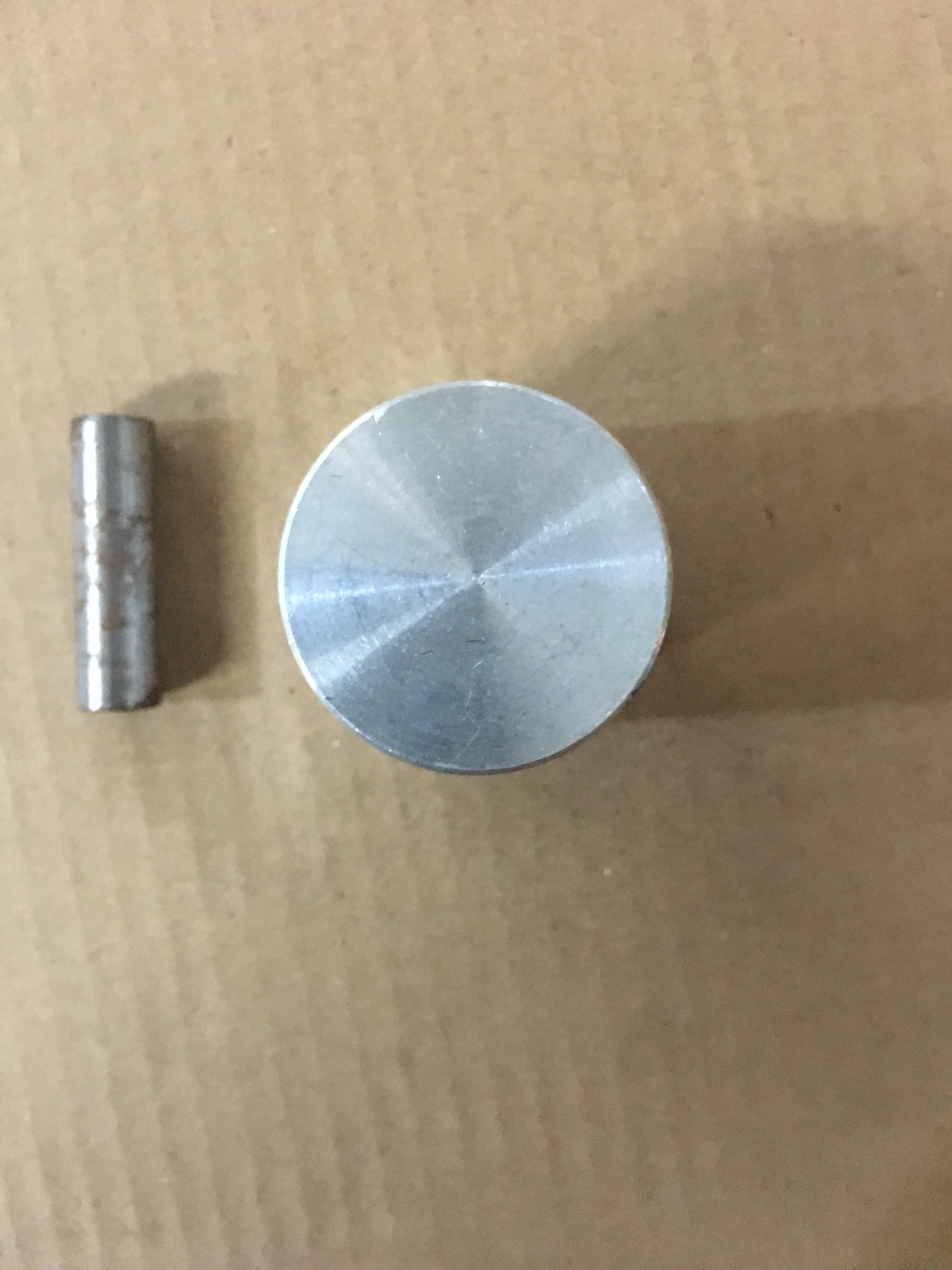 Piston máy chuyên đục 0810