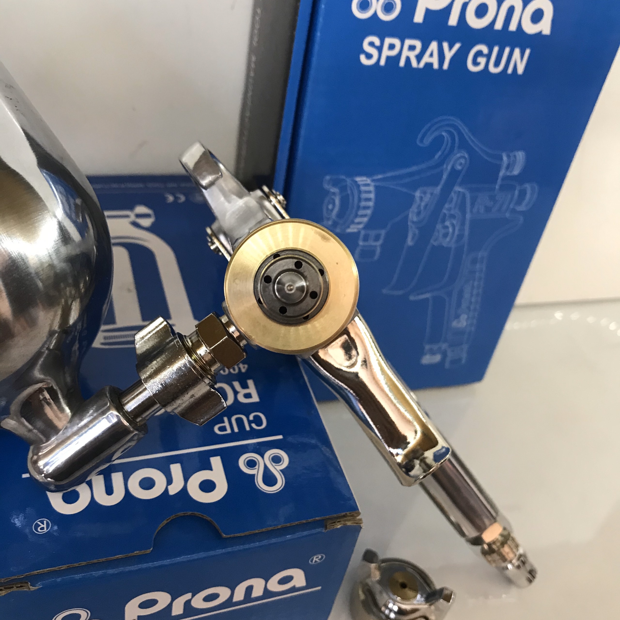 S.úng Phun Sơn Bóng Màu Sơn Xe - PU Gỗ  R71 PRONA 1.3mm