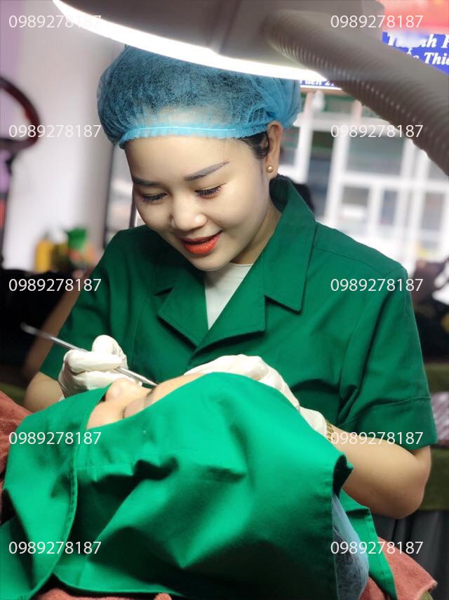 Áo blue dùng trong spa, thẩm mỹ viện