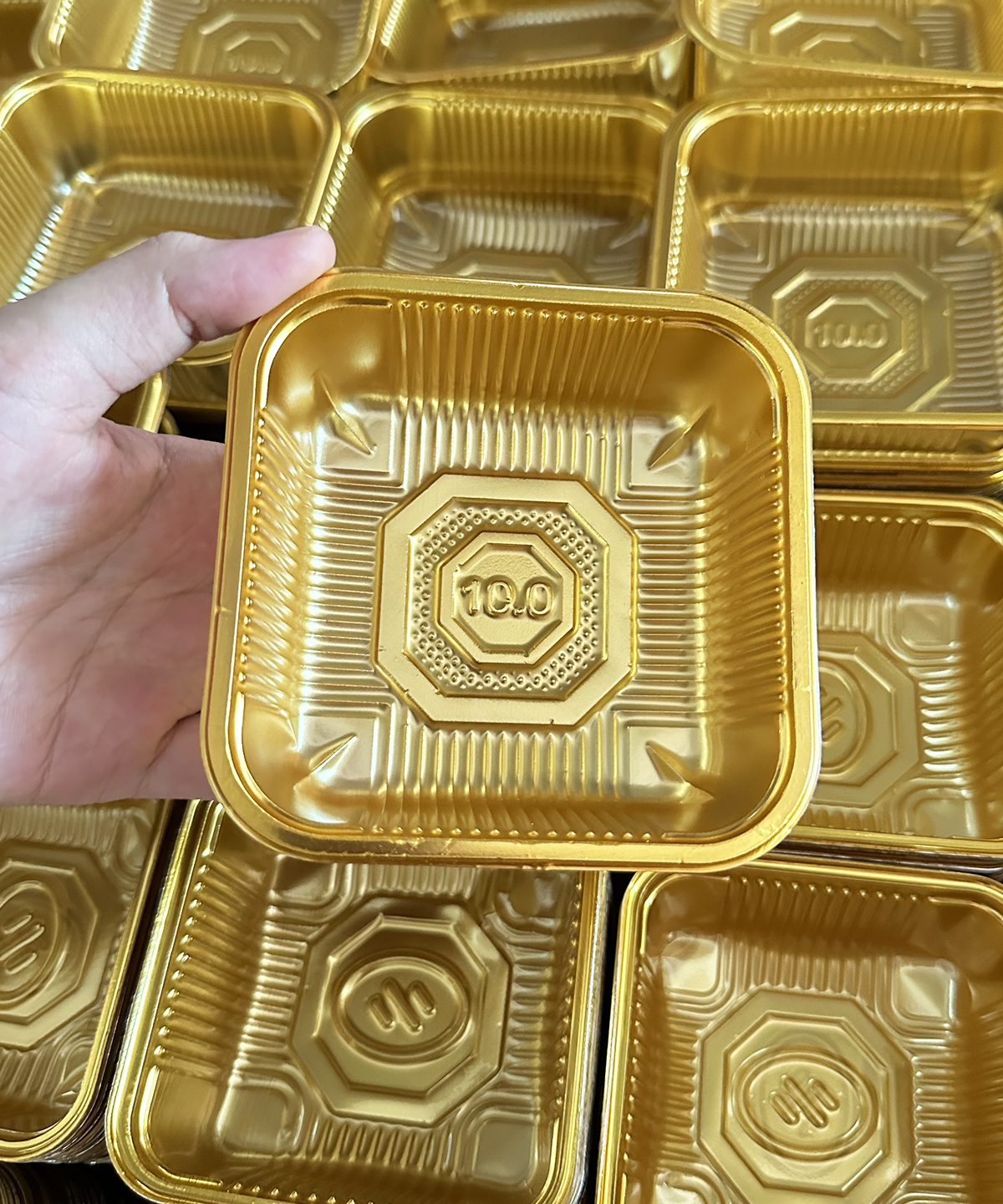 Khay Trung Thu Vàng - Set 100 Khay 150gr, 200gr [Gold Pack Viet Nam]