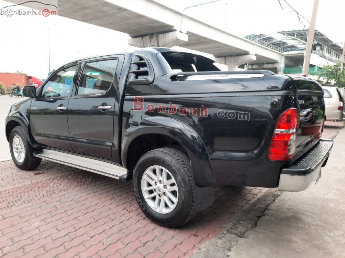 Bộ vè che mưa Toyota Hilux