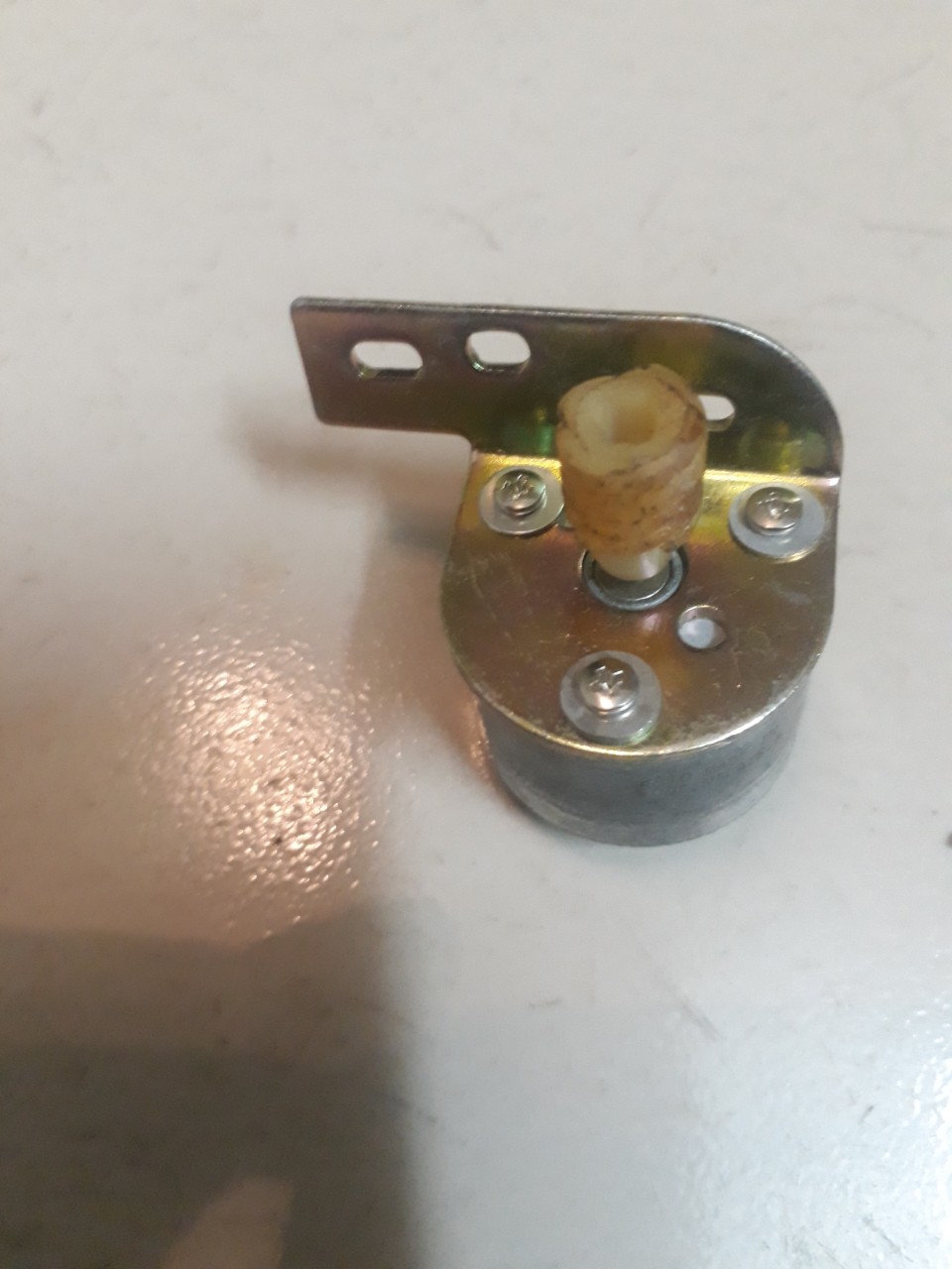 MÔ TƠ ỎN ÁP. DC-12V