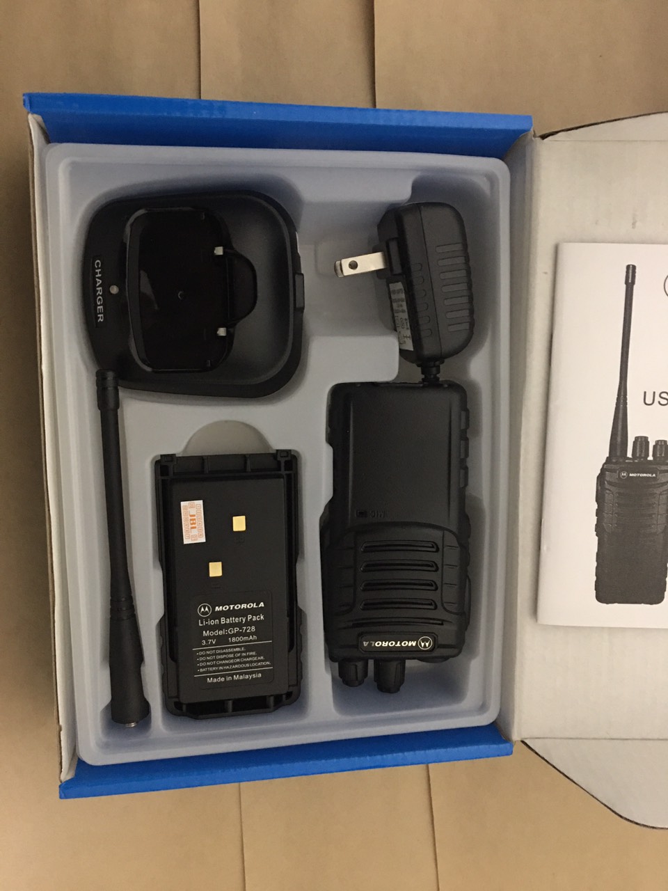 Bộ 2 Bộ đàm chất lượng cao Motorola GP728 (Nồi đồng cối đá, đáng tin cậy, Bảo hành 12 tháng đổi mới)