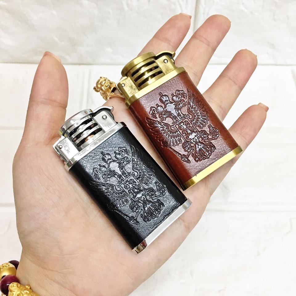 [HCM]Bật lửa hột quẹt cối sài xăng bọc bao da sang chảnh