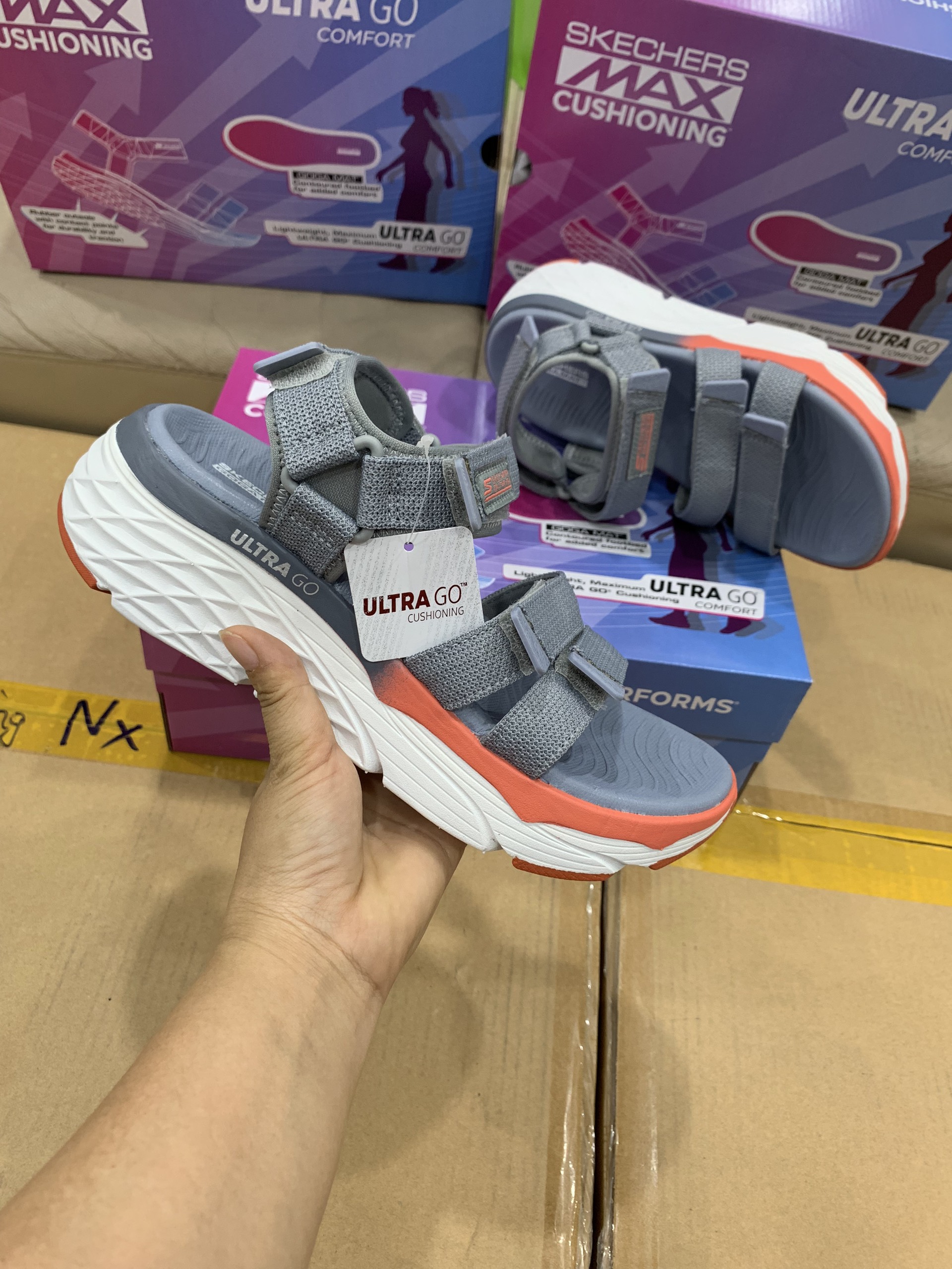 Giày sandal skechers Max Cushioning Slay cho nữ, hàng chuẩn nhà máy xuất xịn, màu ghi
