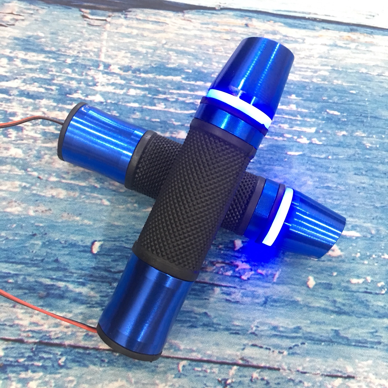 Bao tay led gù xéo ,tay nắm độ xe máy :Exciter, Winner, Wave, Nouvo, AB, Sirius - màu ngẫu nhiên