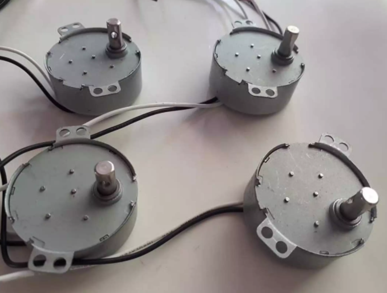 MOTOR ĐẢO CHẬM DÙNG CHO QUẠT TIỆN DỤNG