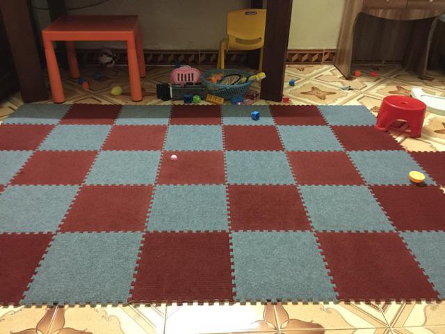 KHUYẾN MÃI - Combo 18 tấm thảm xốp bên trên lót nỉ chống trơn, êm chân ghép trải sàn phòng khách, phòng ngủ, 1 sét ghép được 1.7m vuông - Hàng Việt Nam cao cấp, Thảm ghép trải sàn 18 miếng 1 bịch (1 tấm kích cỡ 31x31cm)