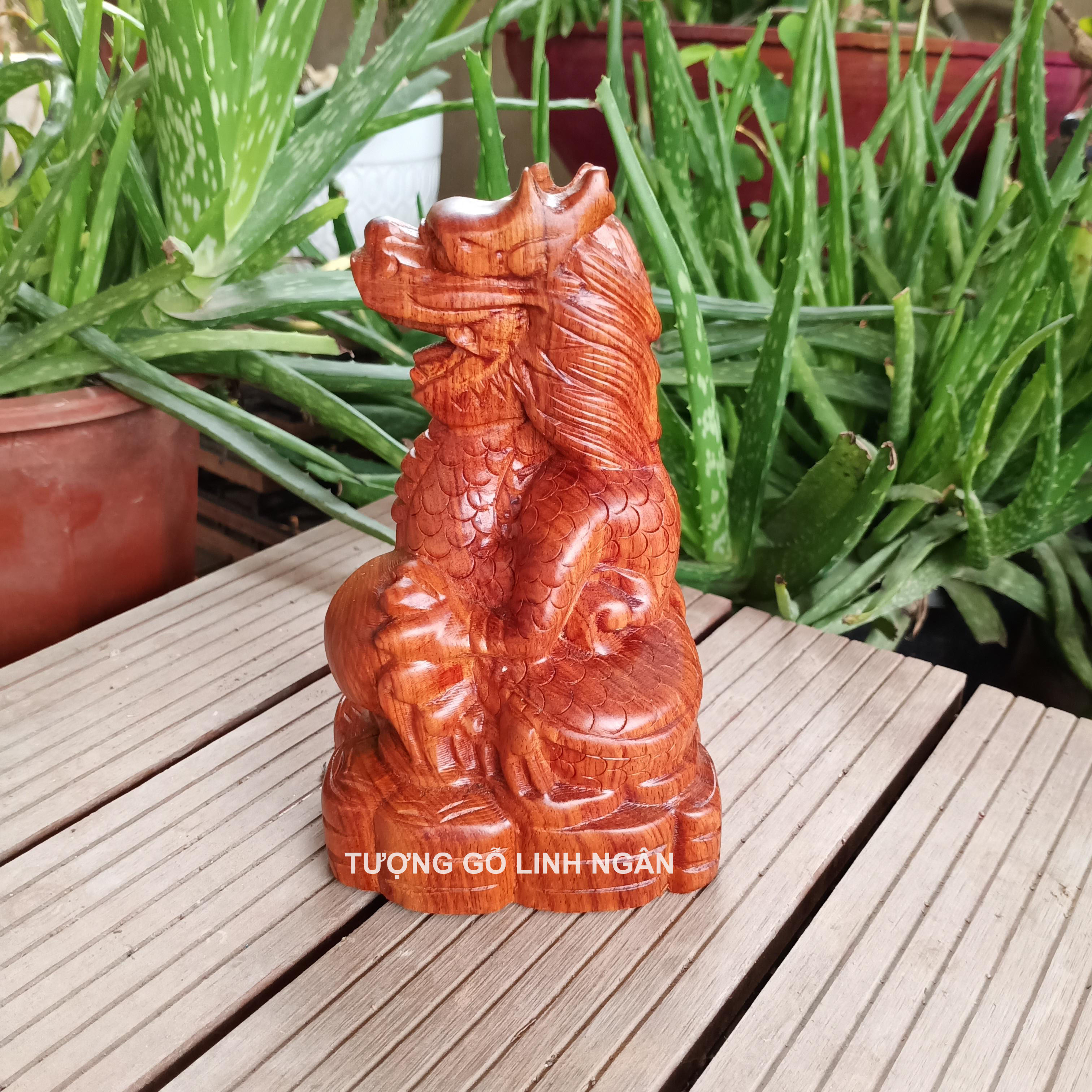 Tượng Rồng gỗ hương (cao 15, ngang 8, sâu 6 cm)