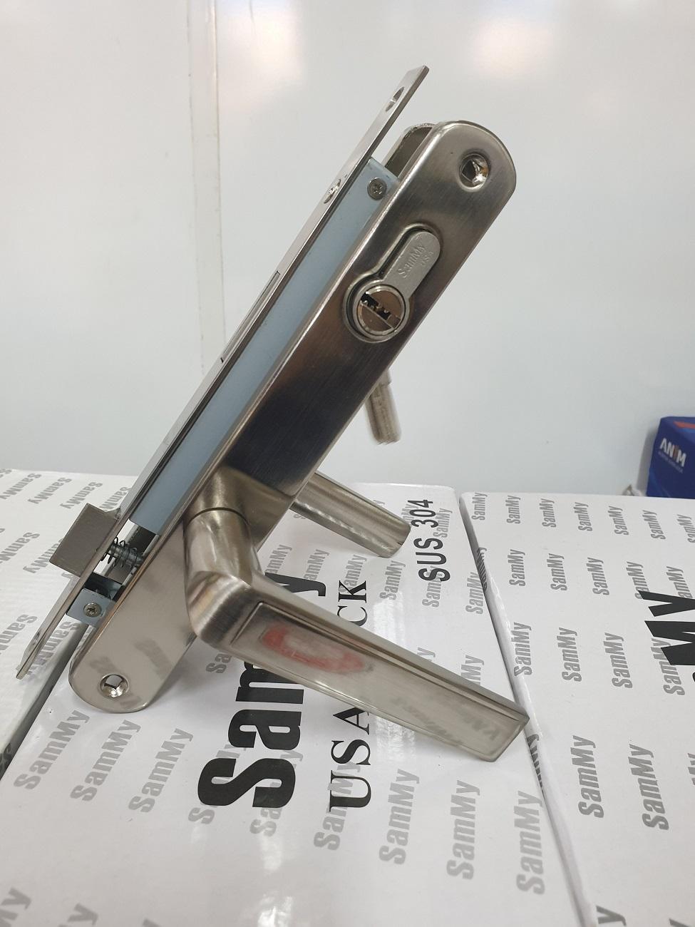 KHOÁ TAY GẠT SM66 HỆ 700 (CỬA MỚI CHƯA KHOÉT LỖ)