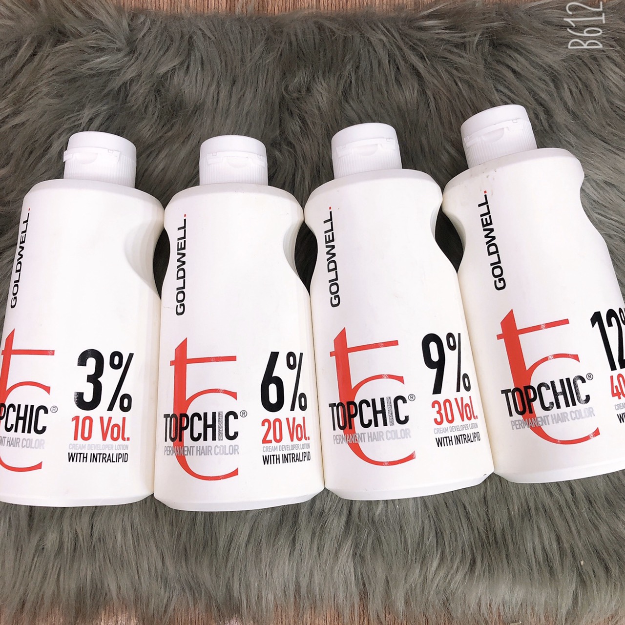 Dung môi pha màu nhuộm Oxy Goldwell Topchic (3%, 6%, 9%, 12% ) 1000ml