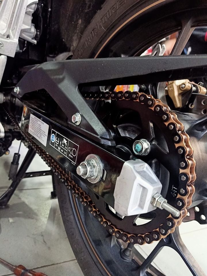 Sên EK MOTORCYCLE CHAIN JAPAN 124M