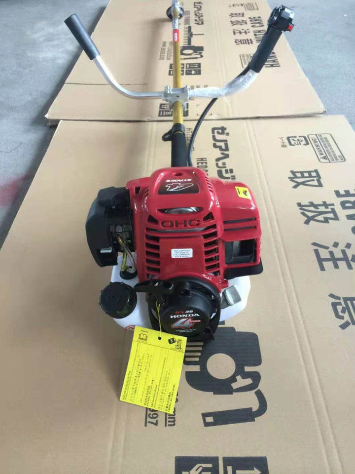 máy cắt cỏ GX35 4 THÌ