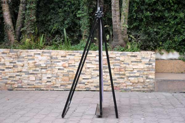 Bảng Flipchart Silicon chân chữ U FB66 (70x100)
