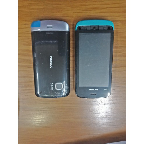 Vỏ Nokia C5-03 có sườn - không phím