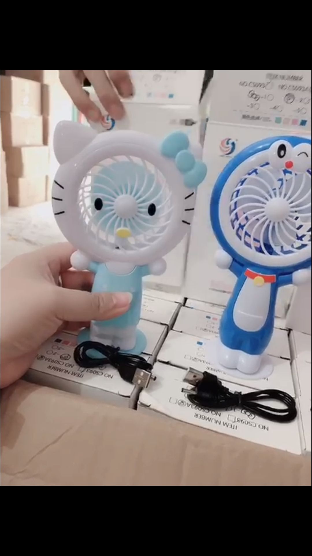 QUẠT MINI CẦM TAY SẠC USB SIÊU CUTE CÓ ĐÈN